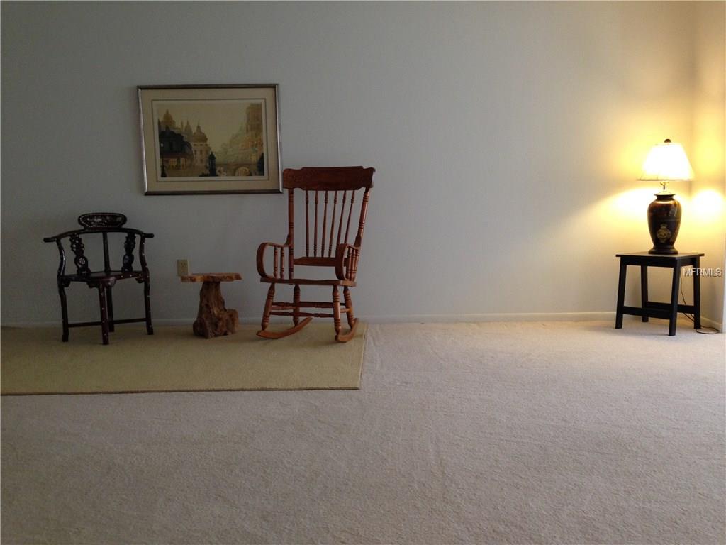 For Sale: 5880 38th Ave N #103 Saint Petersburg, FL 33710