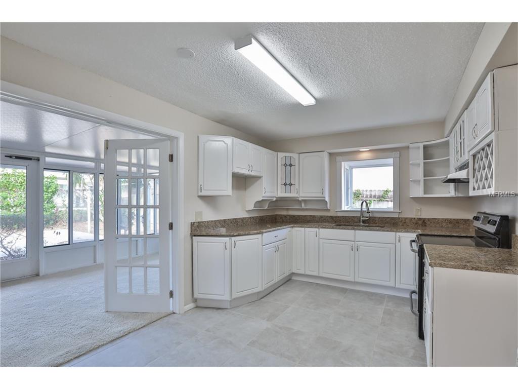 1824 Vancouver Dr