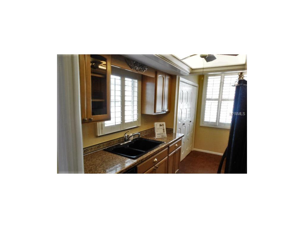 For Sale: 2630 Pearce Dr #206 Clearwater, FL 33764