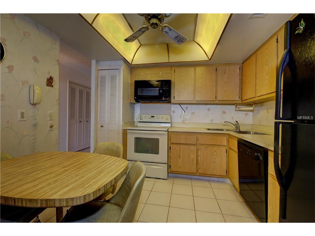 830 S Gulfview Blvd #903