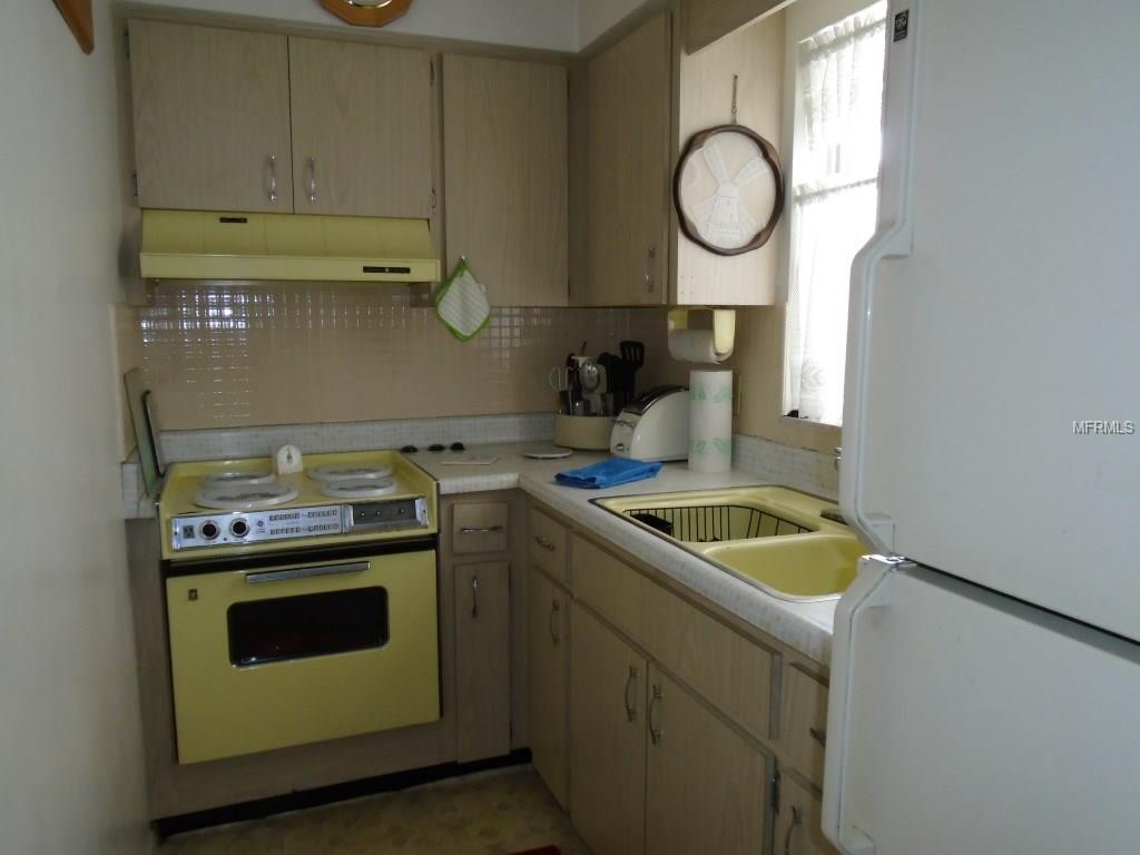 For Sale: 250 Rosery Rd NW #294 Largo, FL 33770