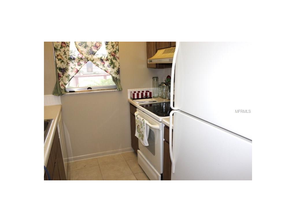 2750 E Bay Dr #10E