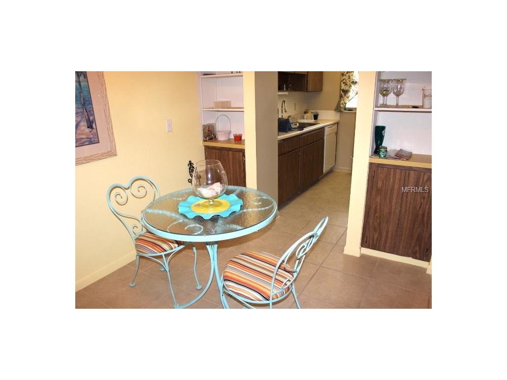 2750 E Bay Dr #10E