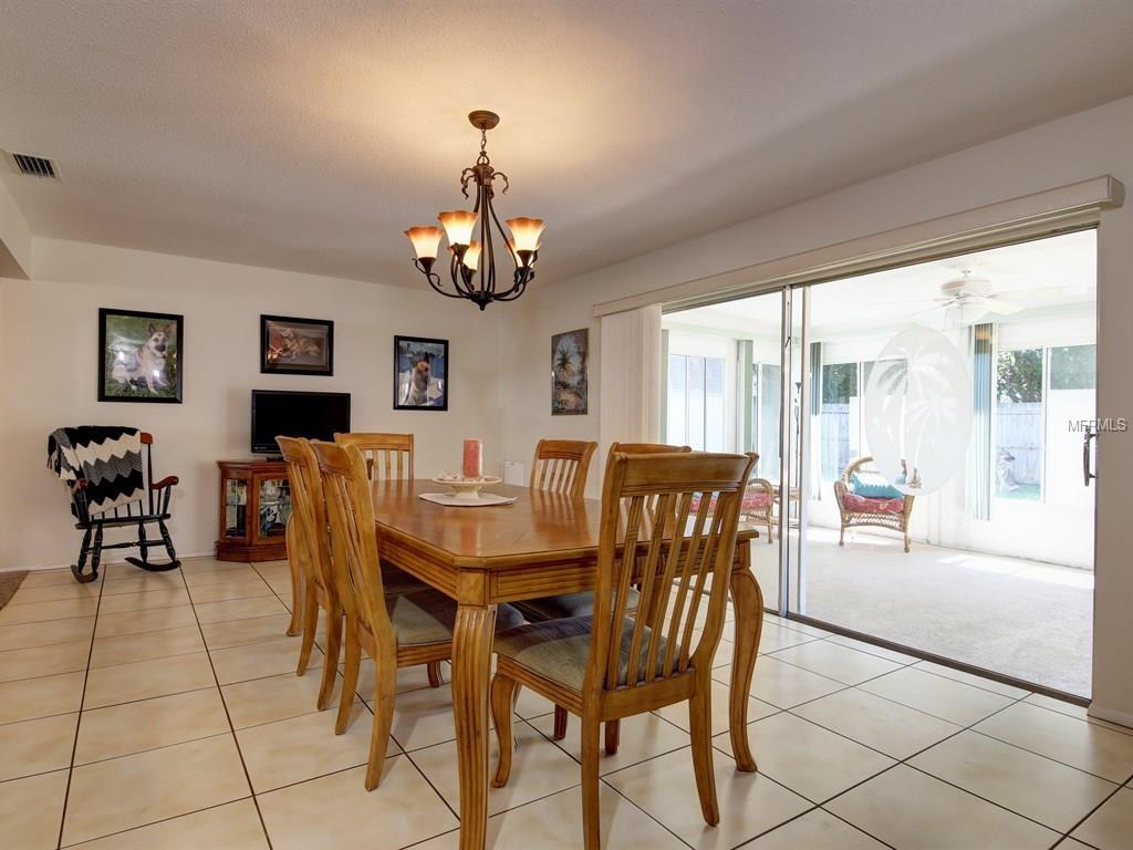 For Sale: 8872 Leona St Seminole, FL 33772
