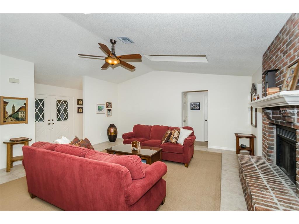 For Sale: 9915 132nd St Seminole, FL 33776