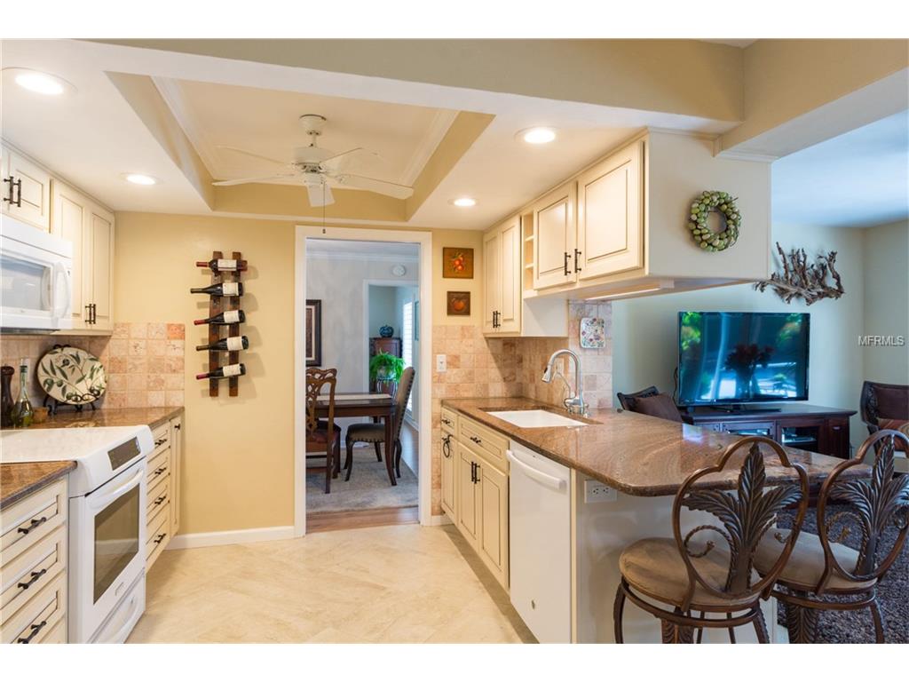 13914 Martinique Dr