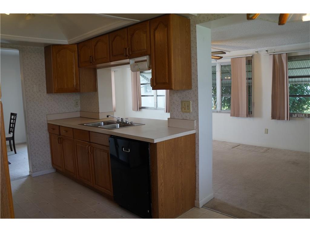 9820 Mainlands Blvd W #1B