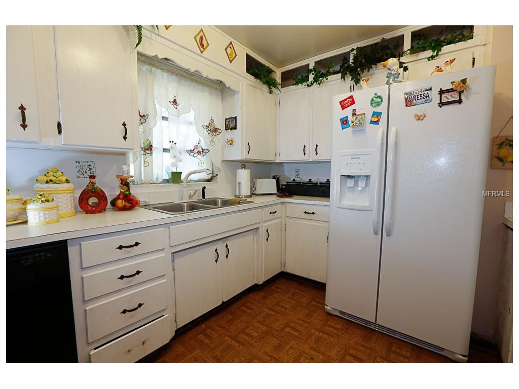 For Sale: 1604 Hummingbird Ln Lakeland, FL 33801