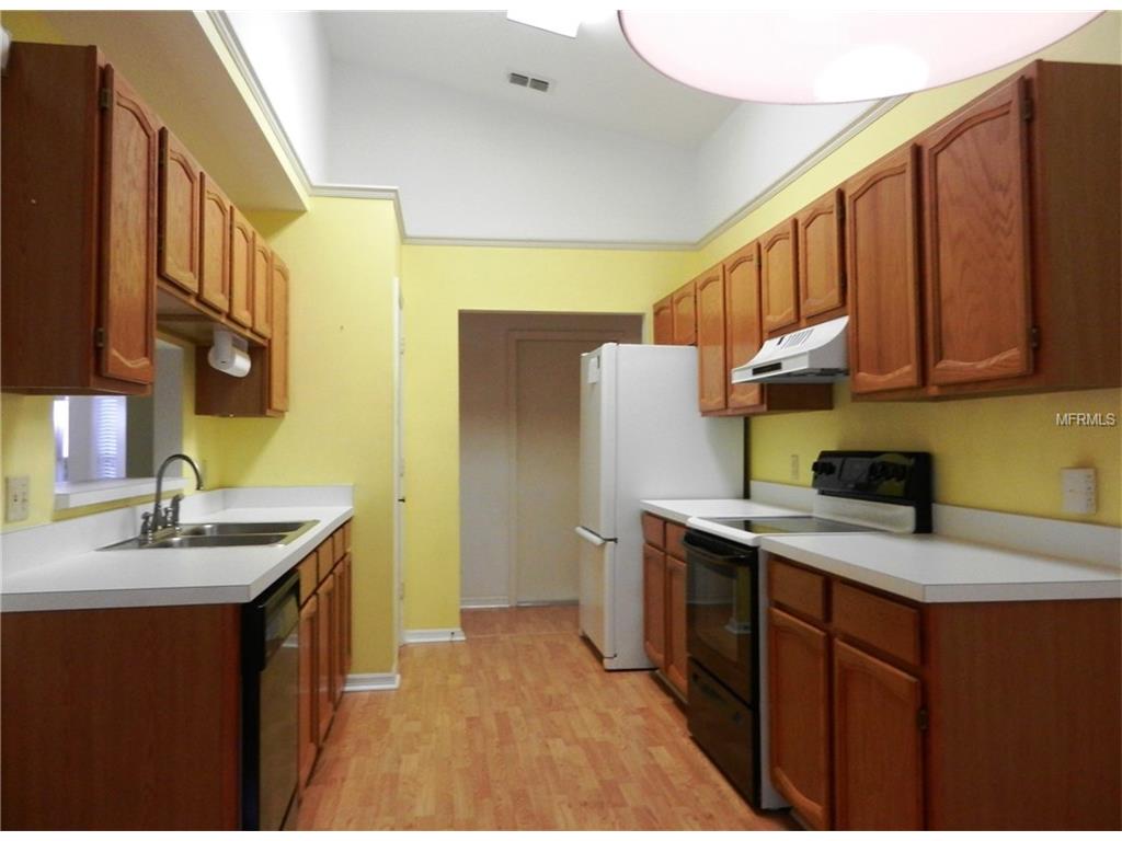 For Sale: 6077 Swallow Dr Lakeland, FL 33809