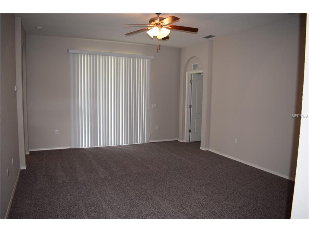 8183 Woodvine Cir