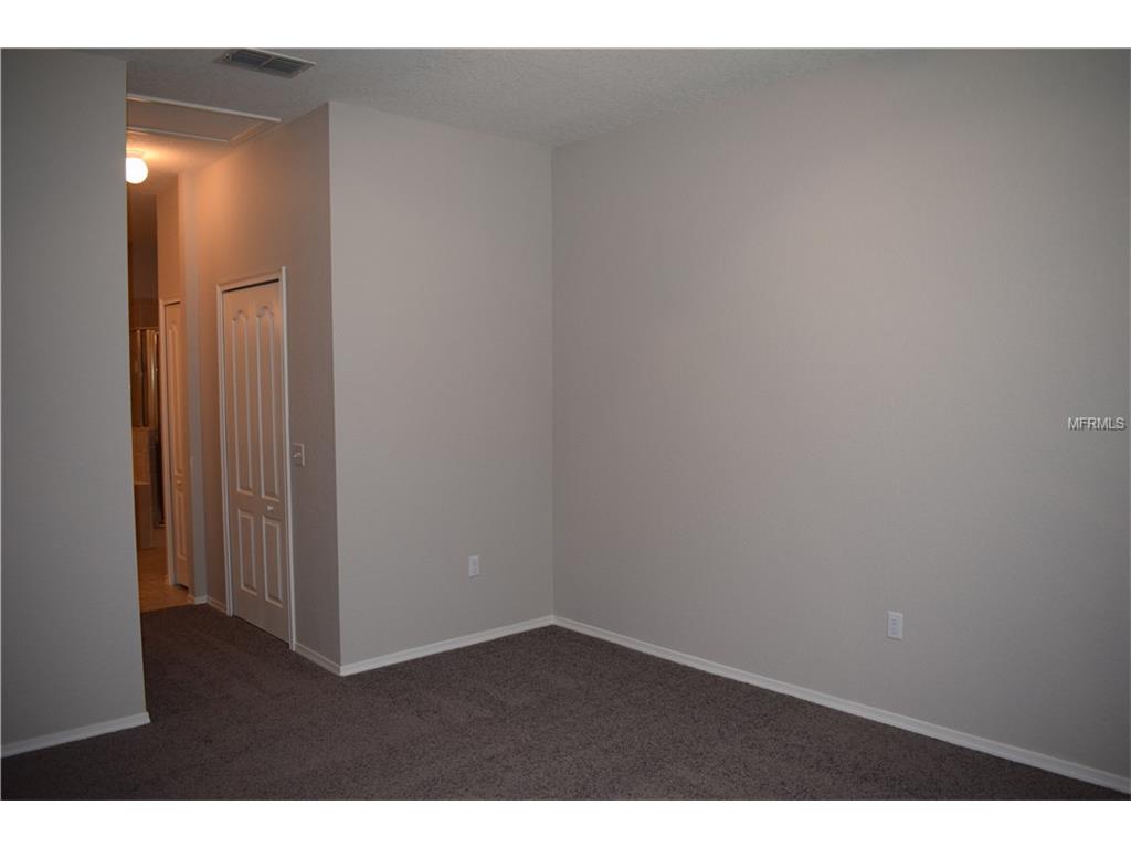 8183 Woodvine Cir