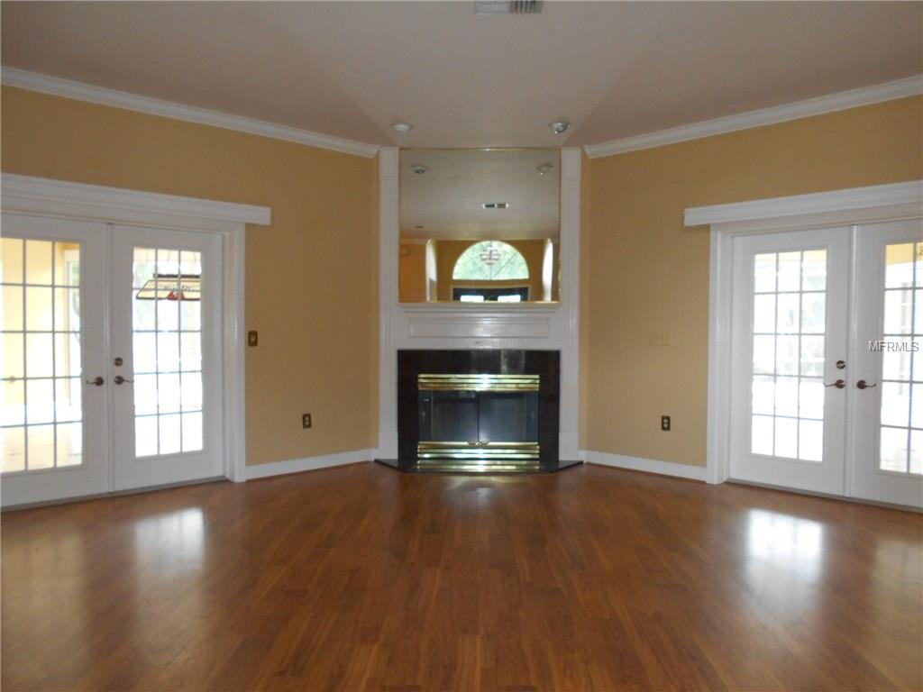 4036 Cheverly Dr E