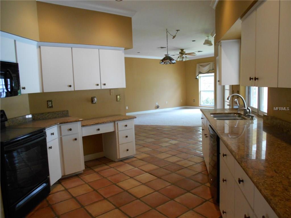 4036 Cheverly Dr E