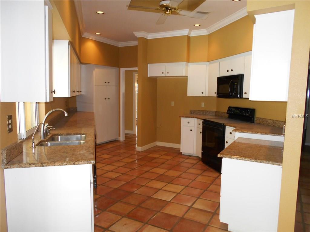 4036 Cheverly Dr E