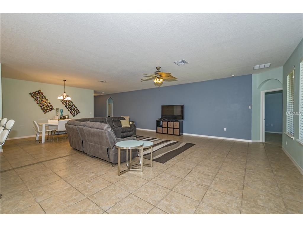 305 Oaklanding Dr