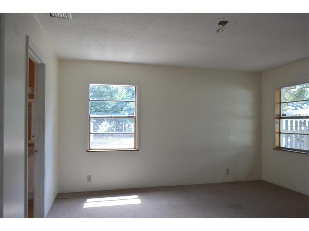 108 Berry Rd