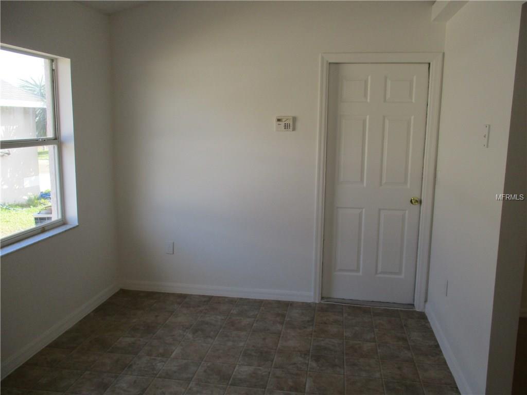 130 Dowdney Ln