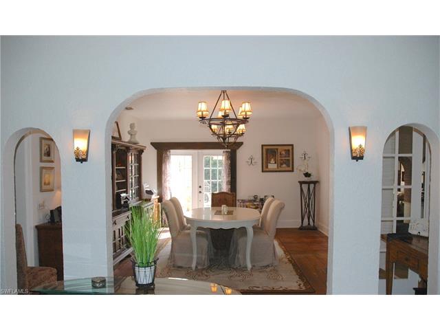 1735 Sunset Pl