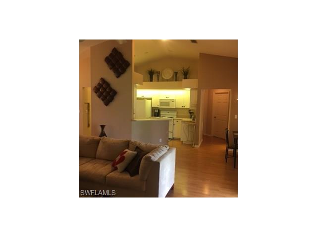 207 SE 30th Ter