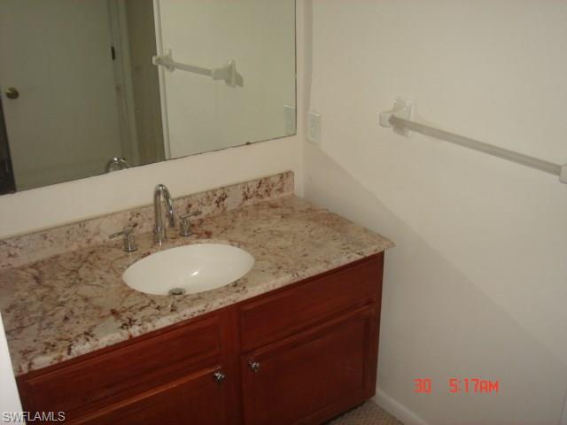 2504 SE 16th Pl 202 #202