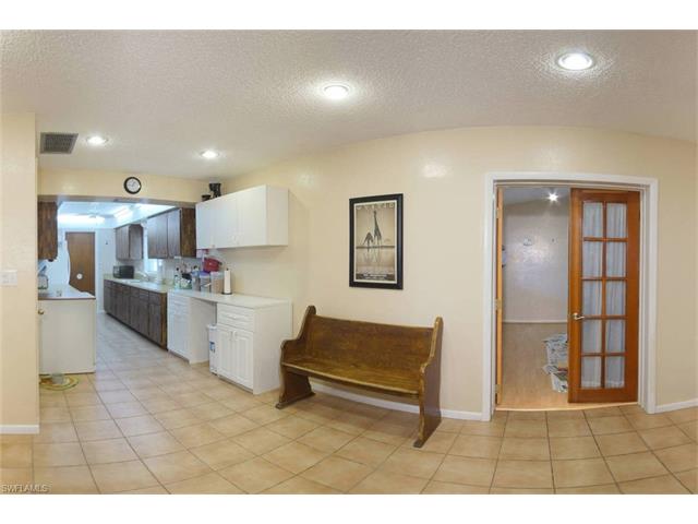 1507 Sunkist Way