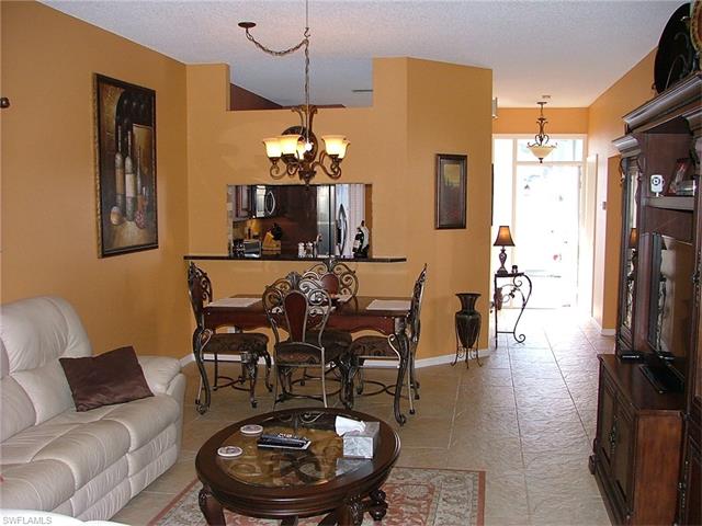 9516 Windsor Club Cir