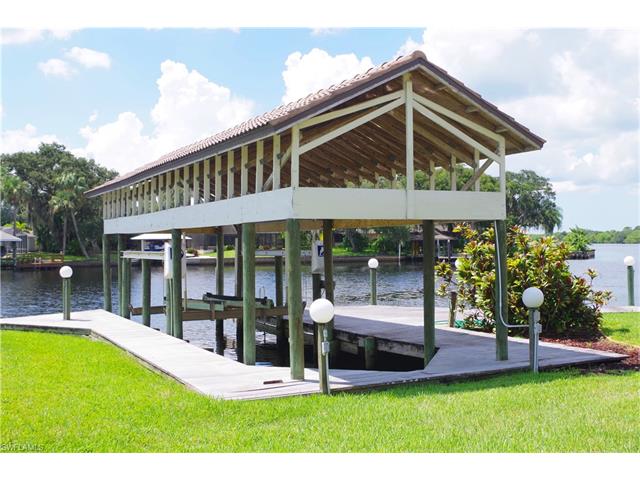 13896 River Forest Dr