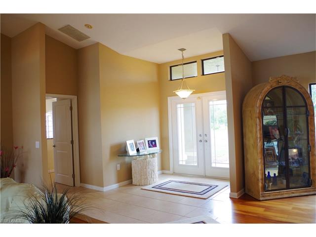 13896 River Forest Dr