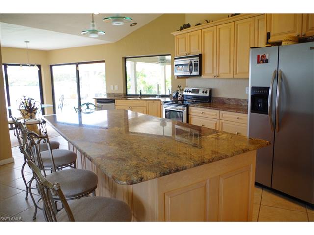 13896 River Forest Dr