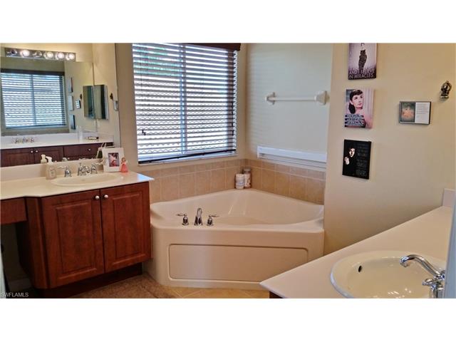 9269 Paseo De Valencia St