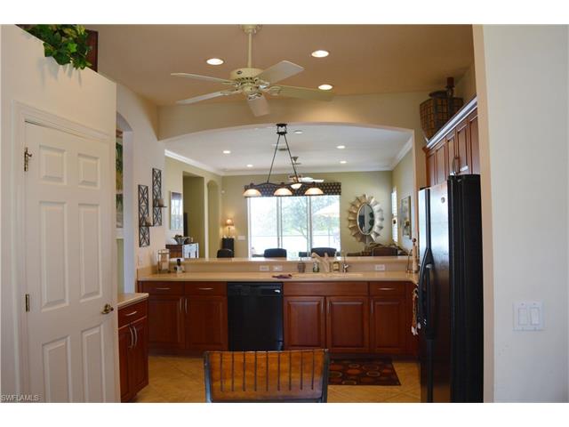 5717 Calmar Breeze Ln