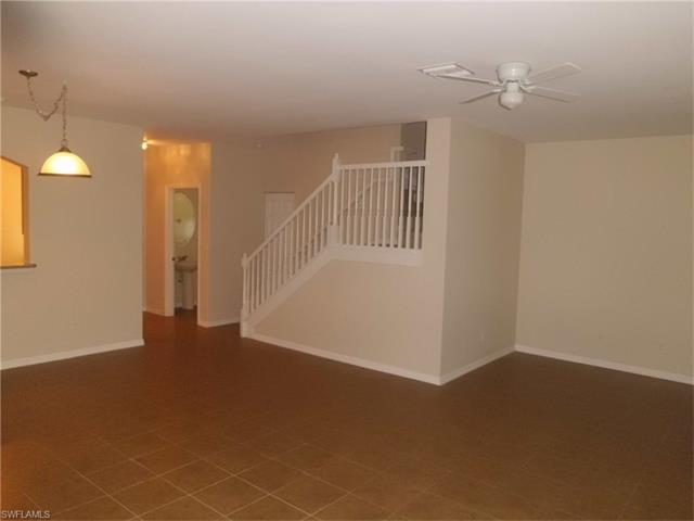 2433 Laurentina Ln