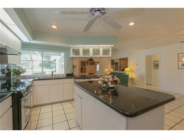 7808 Eagles Flight Ln