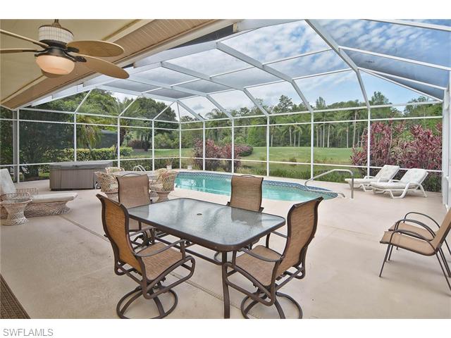 For Sale: 9461 Old Hickory Cir Fort Myers, FL 33912
