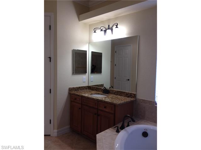 For Sale: 11014 Longwing Dr Fort Myers, FL 33912
