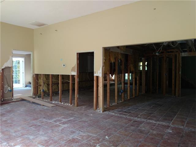 13860 Sophomore Ln
