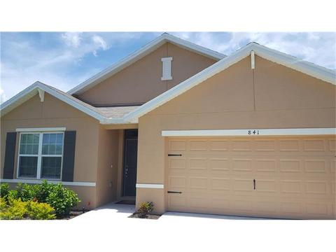 1213 SW 36th Ter