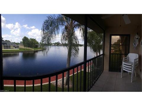 1123 SW 48th Ter #105