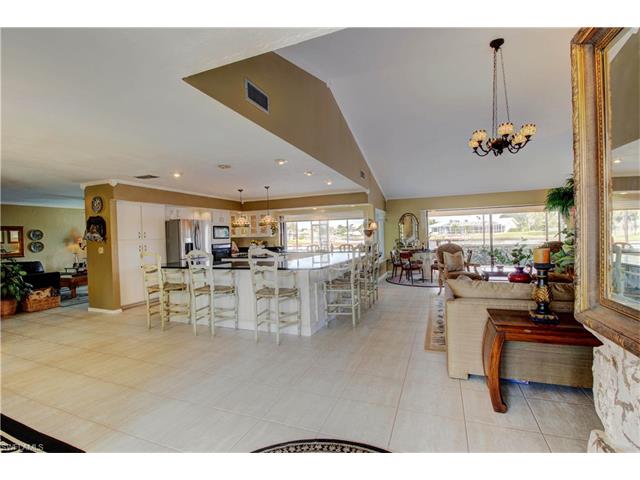 1401 SW 52nd Ter