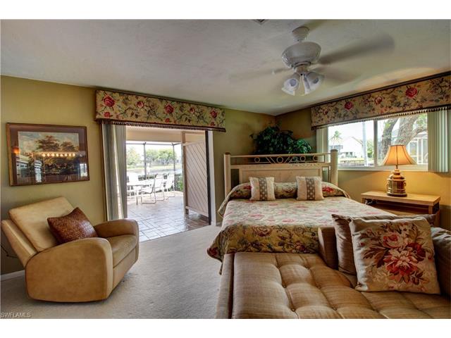 1401 SW 52nd Ter