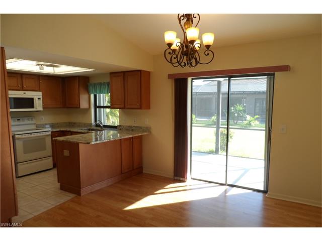 3005 SW 8th Ct