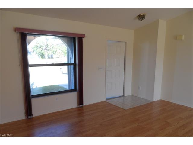 3005 SW 8th Ct