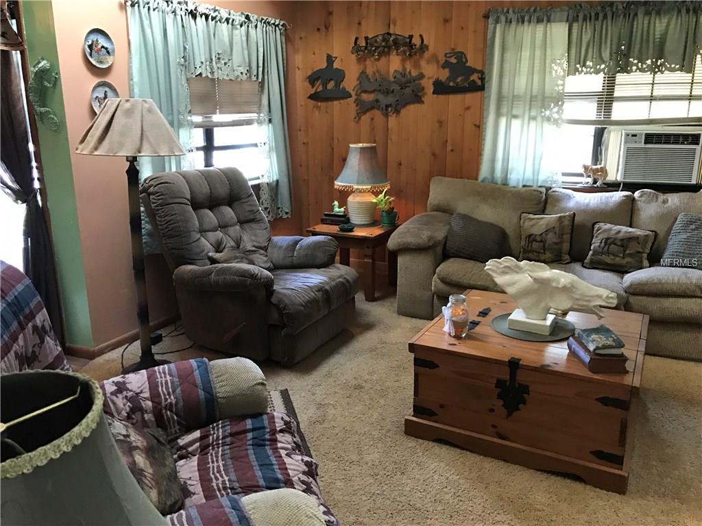 2427 Laurentina Ln