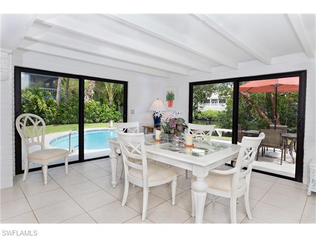 931 S Yachtsman Dr, Sanibel FL 33957