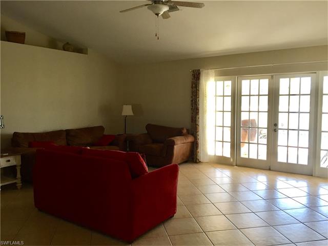 310 NW 7th Pl