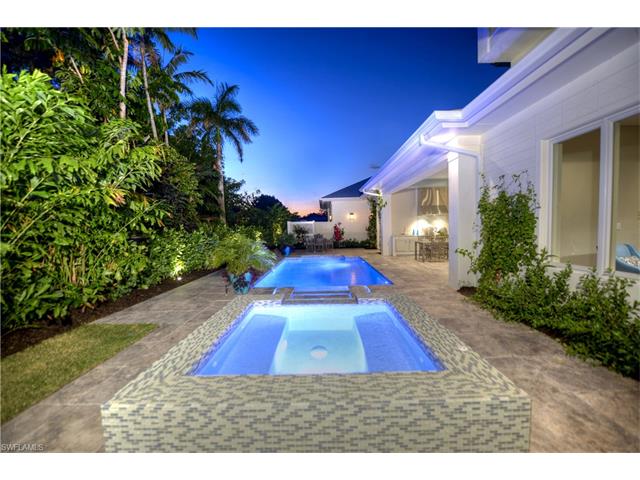550 4th Ave N