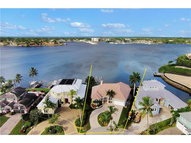 1521 Dolphin Ln