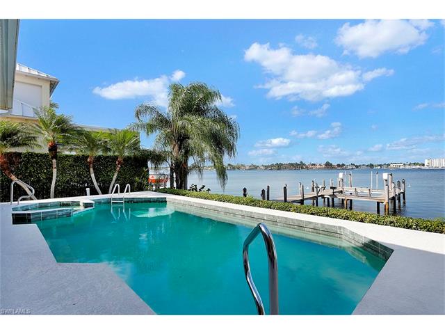1521 Dolphin Ln