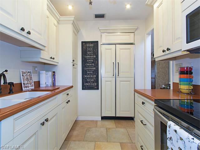 1345 Solana Rd L-3 #APT L-3, Naples FL 34103
