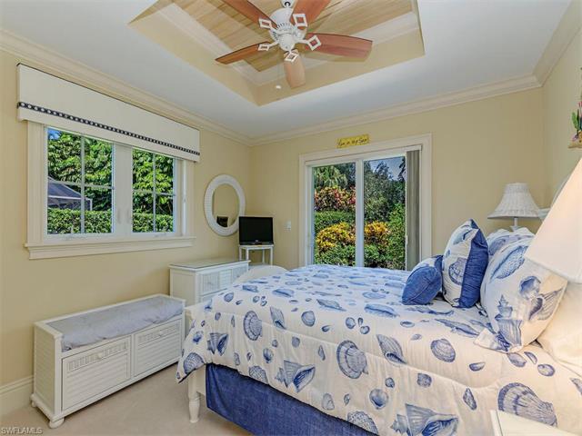611 Park Shore Dr